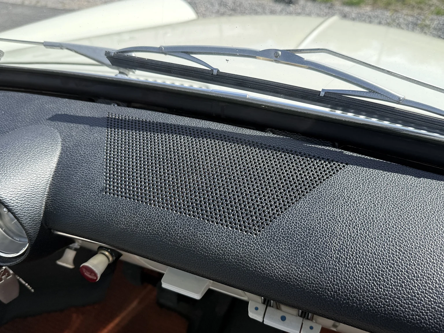 Innenraumfoto von 1965 Volkswagen 1500 Limousine 311 Notchback (82)