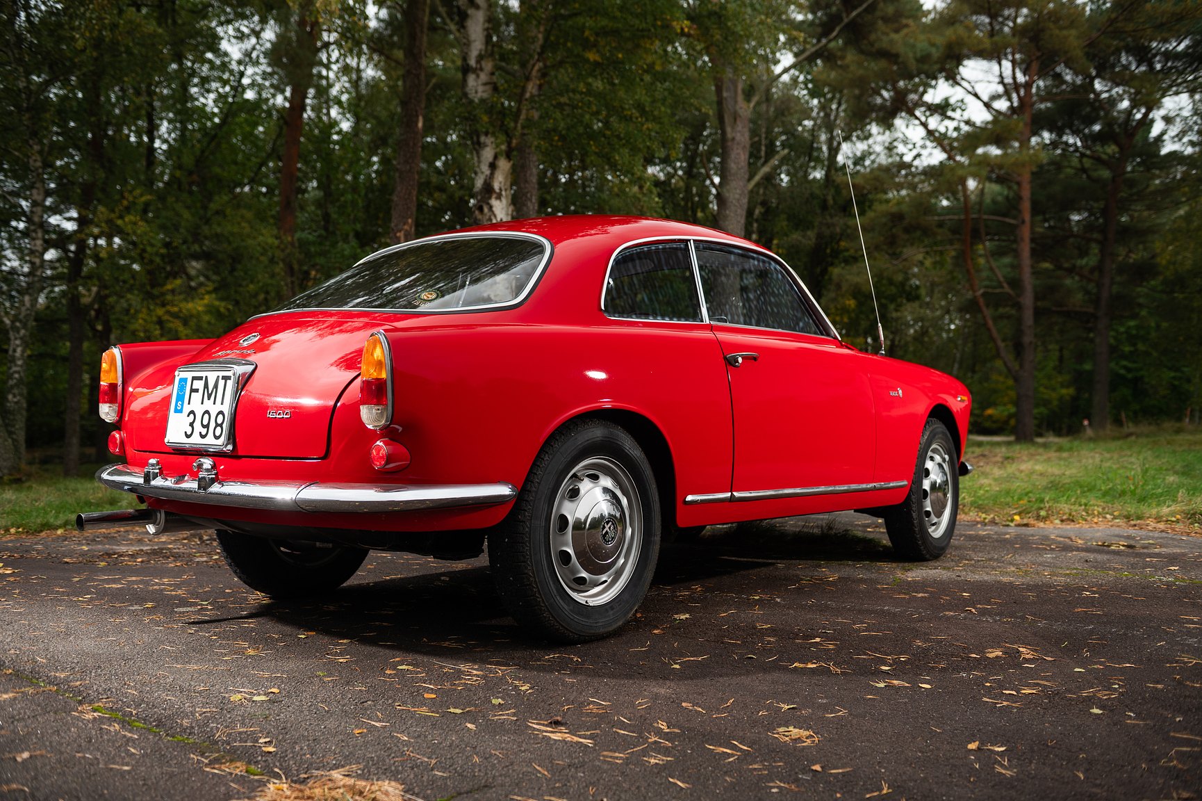 Exterior image of 1962 Alfa Romeo Giulia Sprint 1600