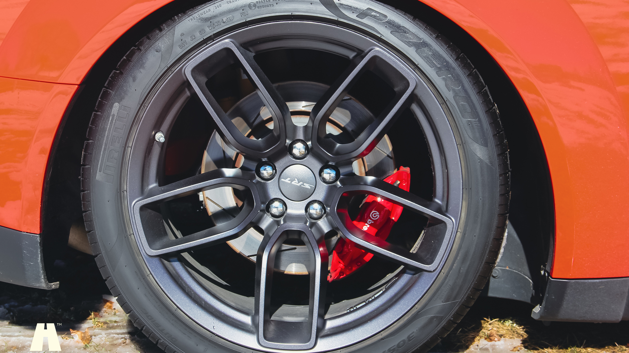 Exteriörbild på 2019 Dodge Challenger Hellcat (48)