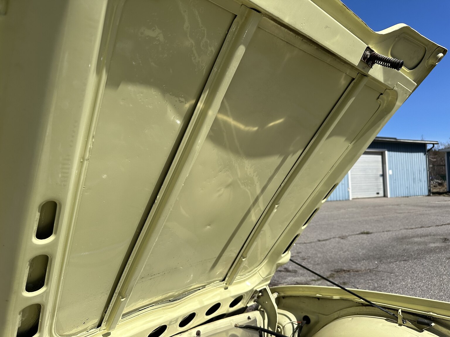 Image of 1971 Triumph TR6 mechanics