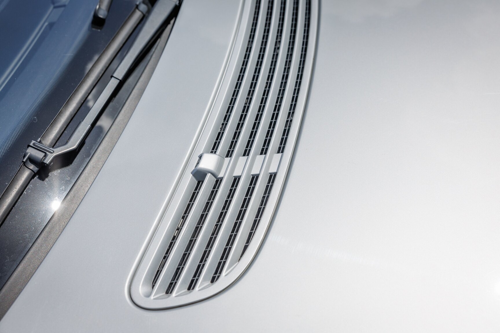 Exterior image of 2000 Mercedes-Benz CL600