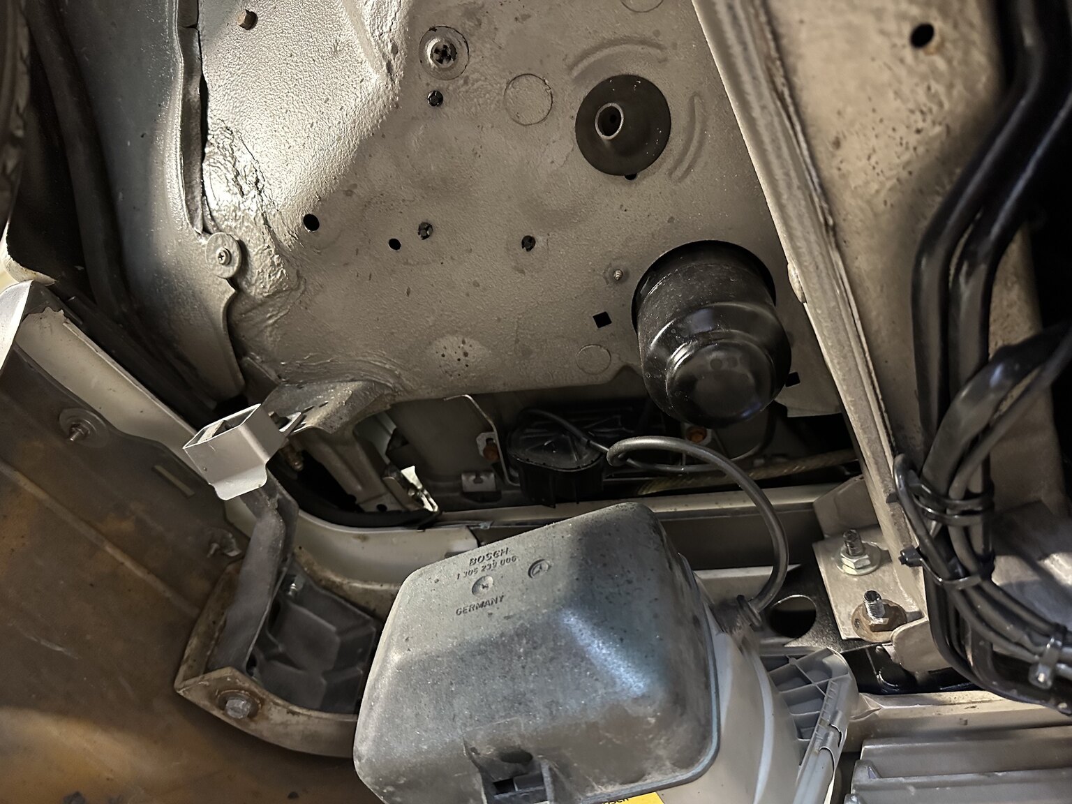 Image of 1986 Mercedes-Benz 500 SEC (38) mechanics