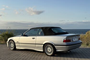 Exterior image of 1993 BMW 325 I CABRIO 