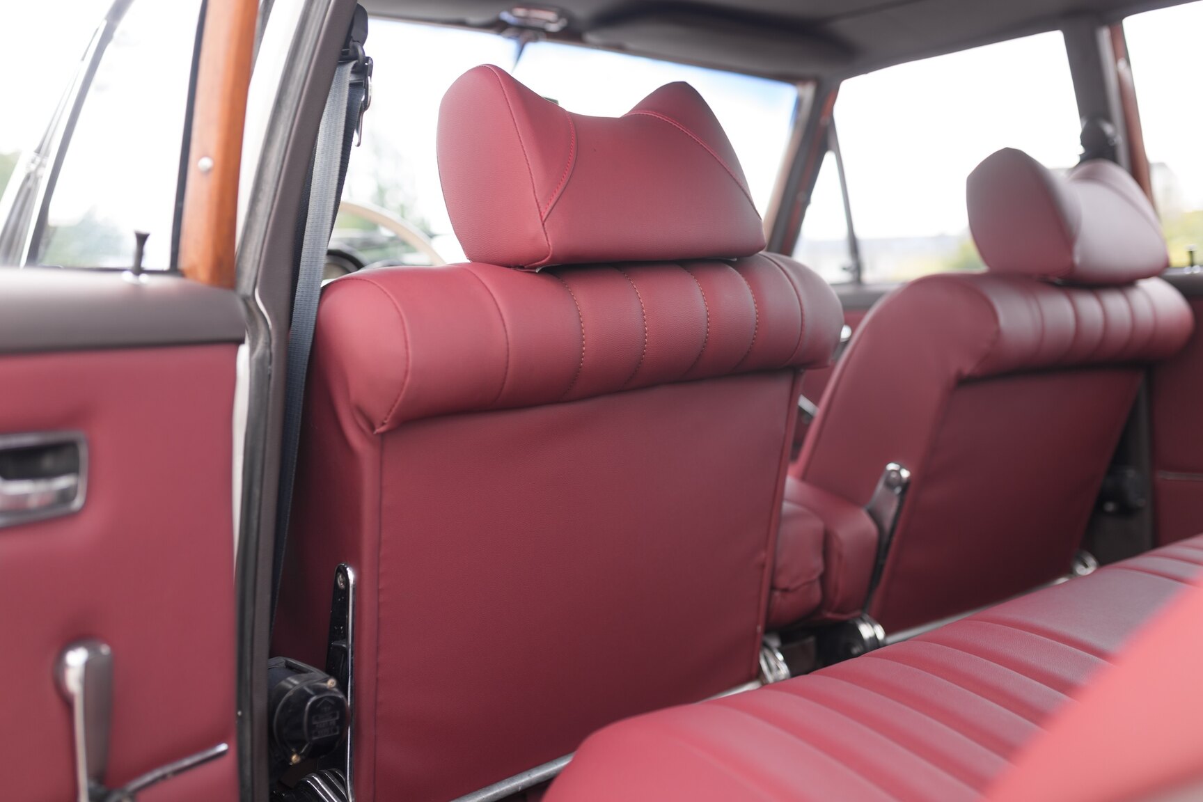 Interiörbild 1966  Mercedes-Benz 250 