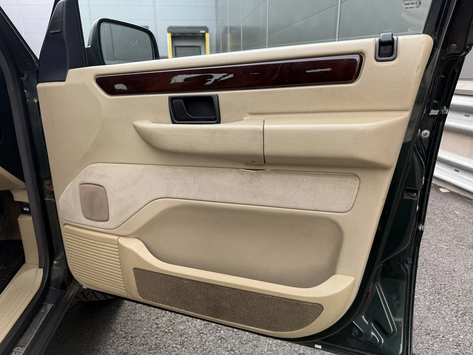 Innenraumfoto von 1998 Land Rover Range Rover P38 (8)