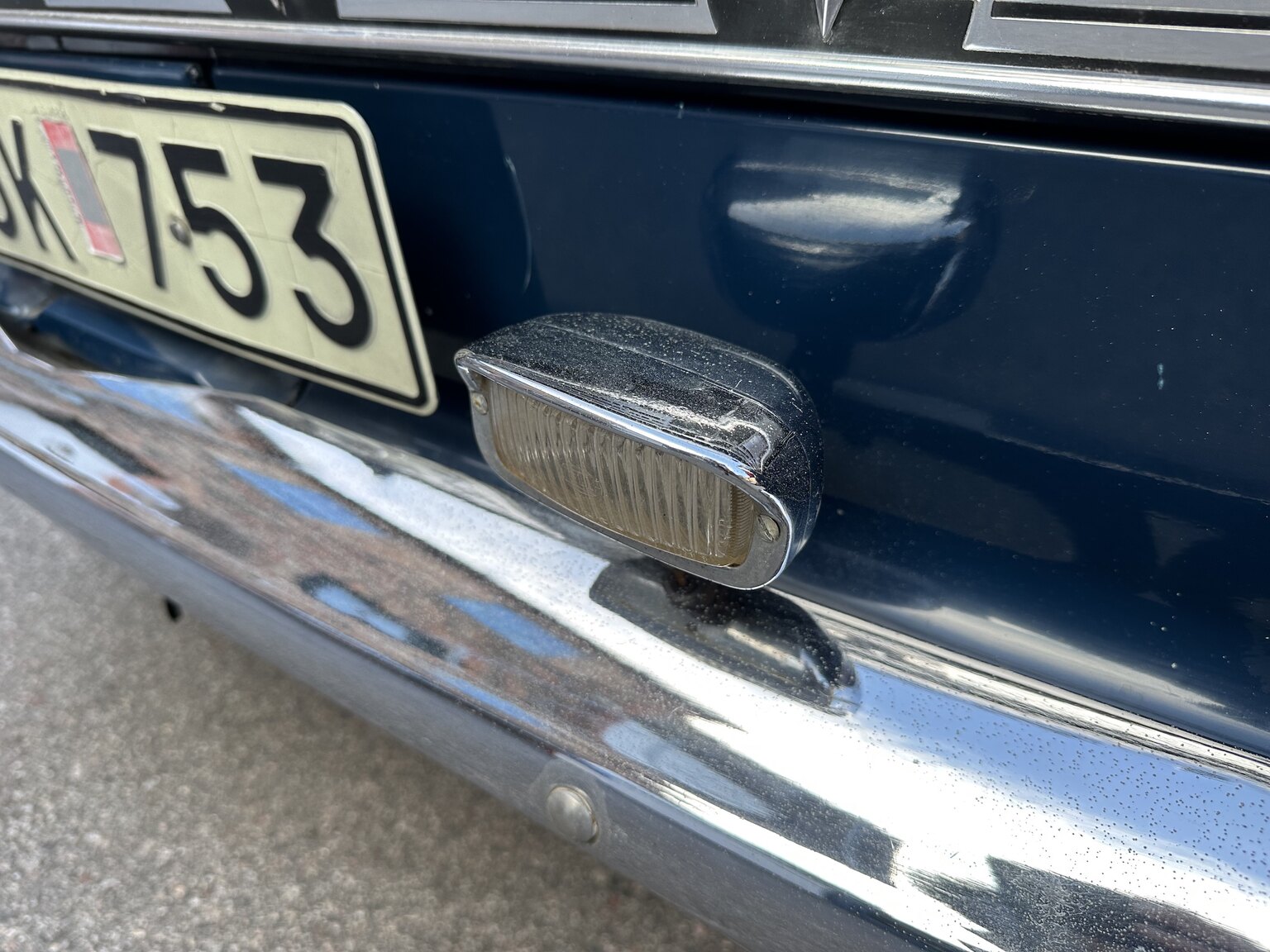 Exterior image of 1964 Ford Zephyr