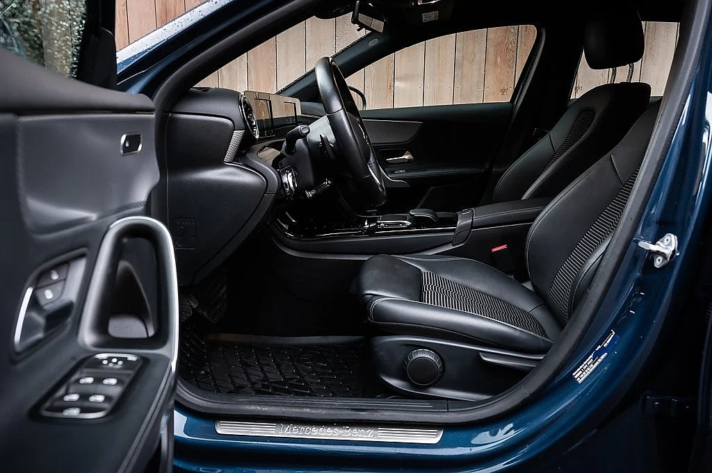 Bild von 2020 Mercedes-Benz A (16)