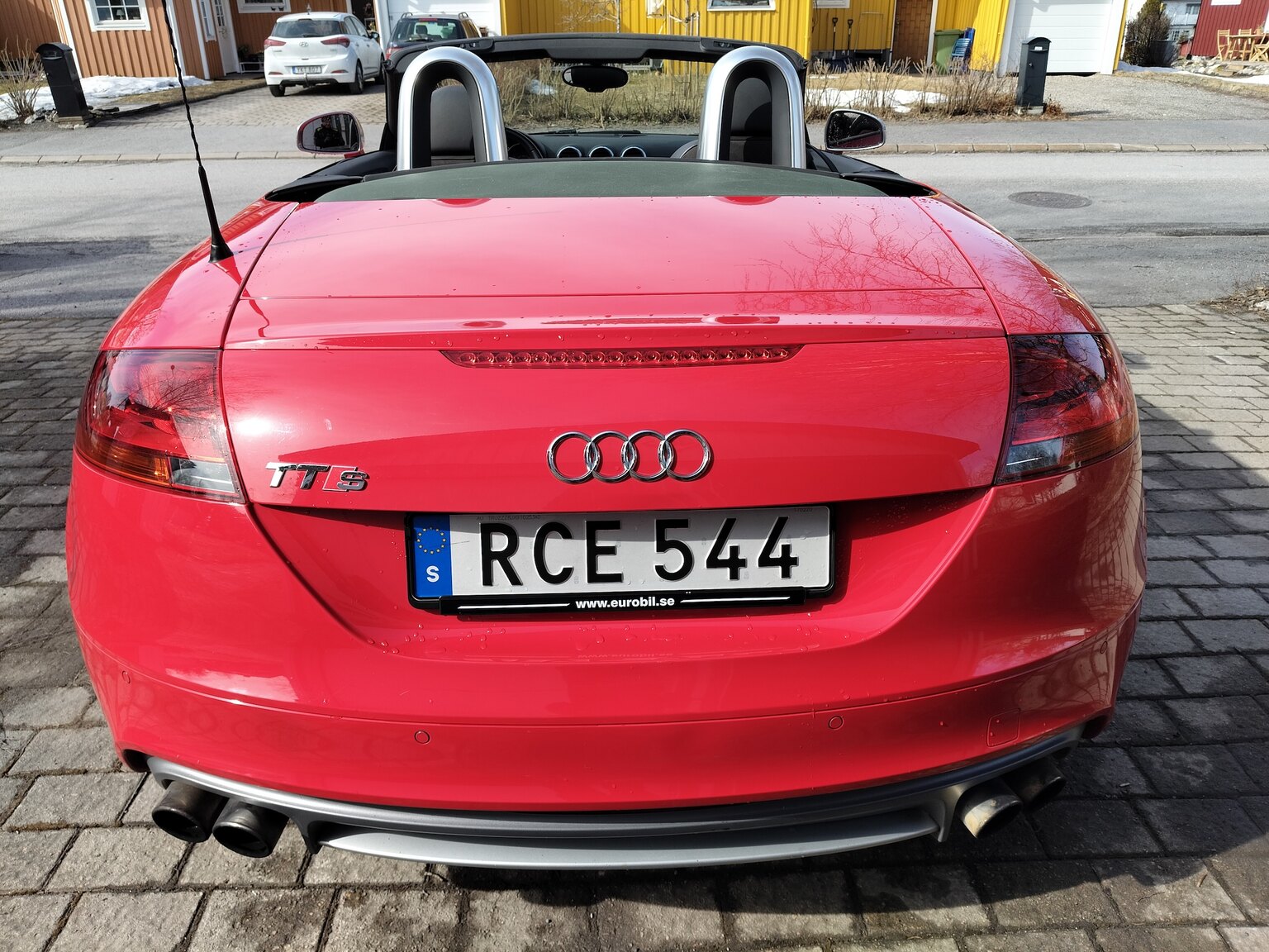Exteriörbild på 2009 Audi TTS Roadster