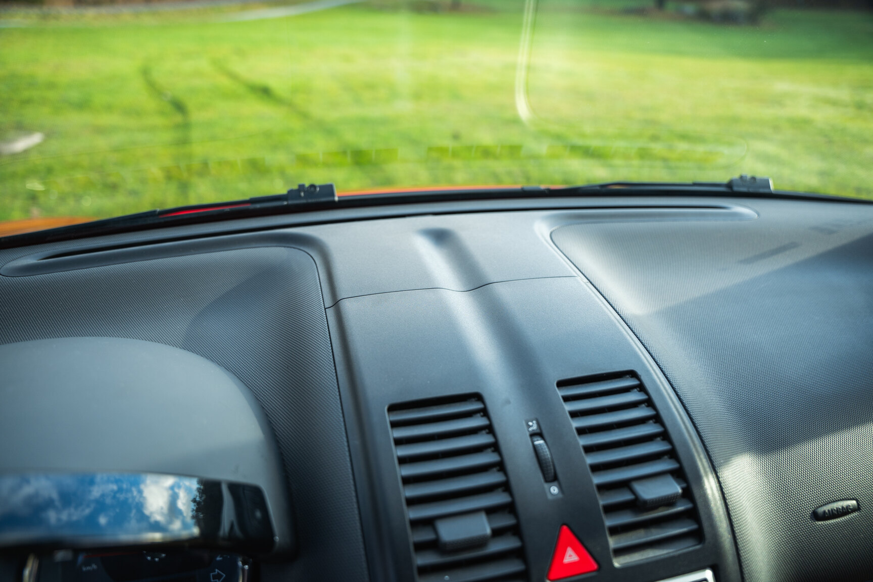 Interior image of 2001 VW Lupo GTI