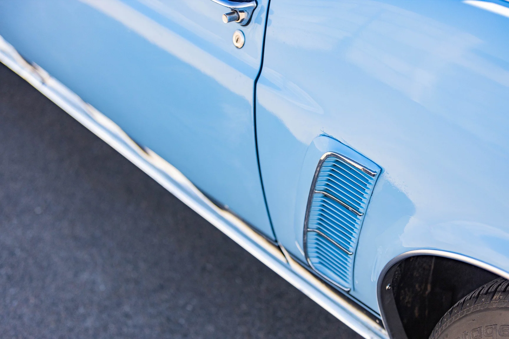 Exterior image of 1969 Ford Mustang GT Cabriolet "M-code" (41)