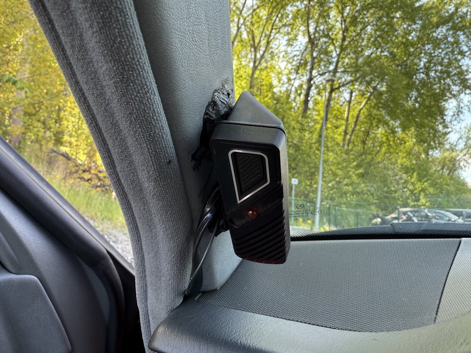 Interior image of 1991 Mercedes-Benz 300 E-24