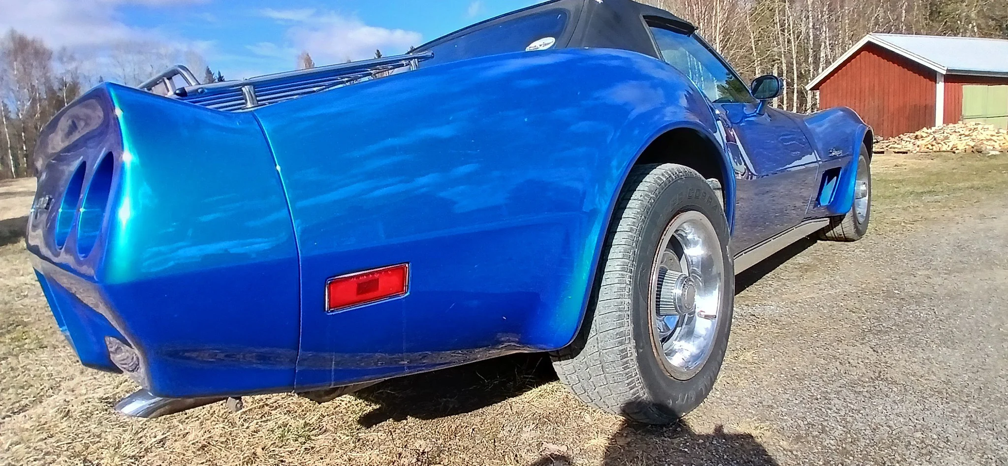 Exterior image of 1974 Chevrolet Corvette Stingray Convertible C3 (23)
