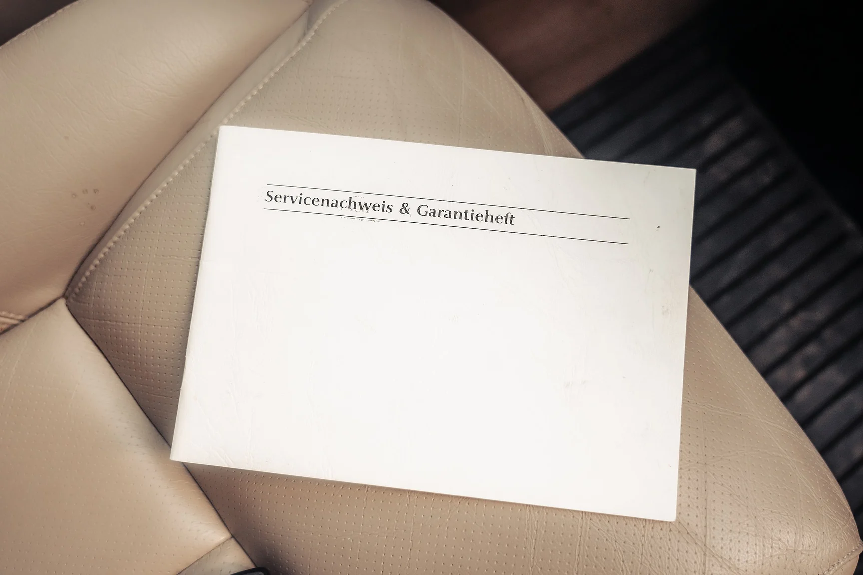 Documentation for 2001 Jaguar  Xj 4,0 Sovereign (1)