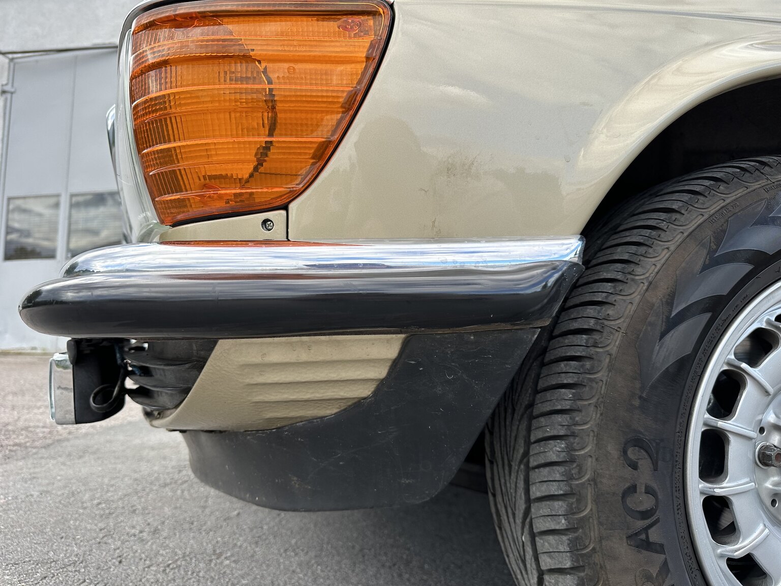 Aussenfoto 1974 Mercedes benz 450 SL