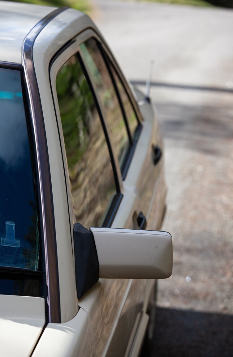 Exteriörbild på 1993 Mercedes-Benz 190 E 2.0