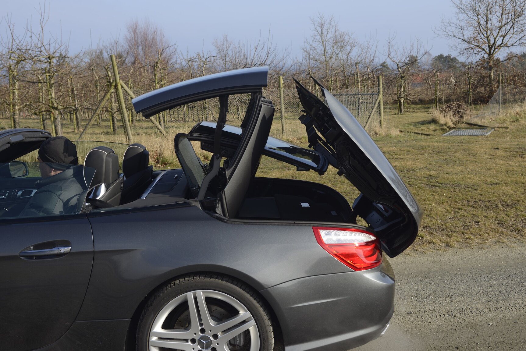 Exterior image of 2014 Mercedes-Benz SL500
