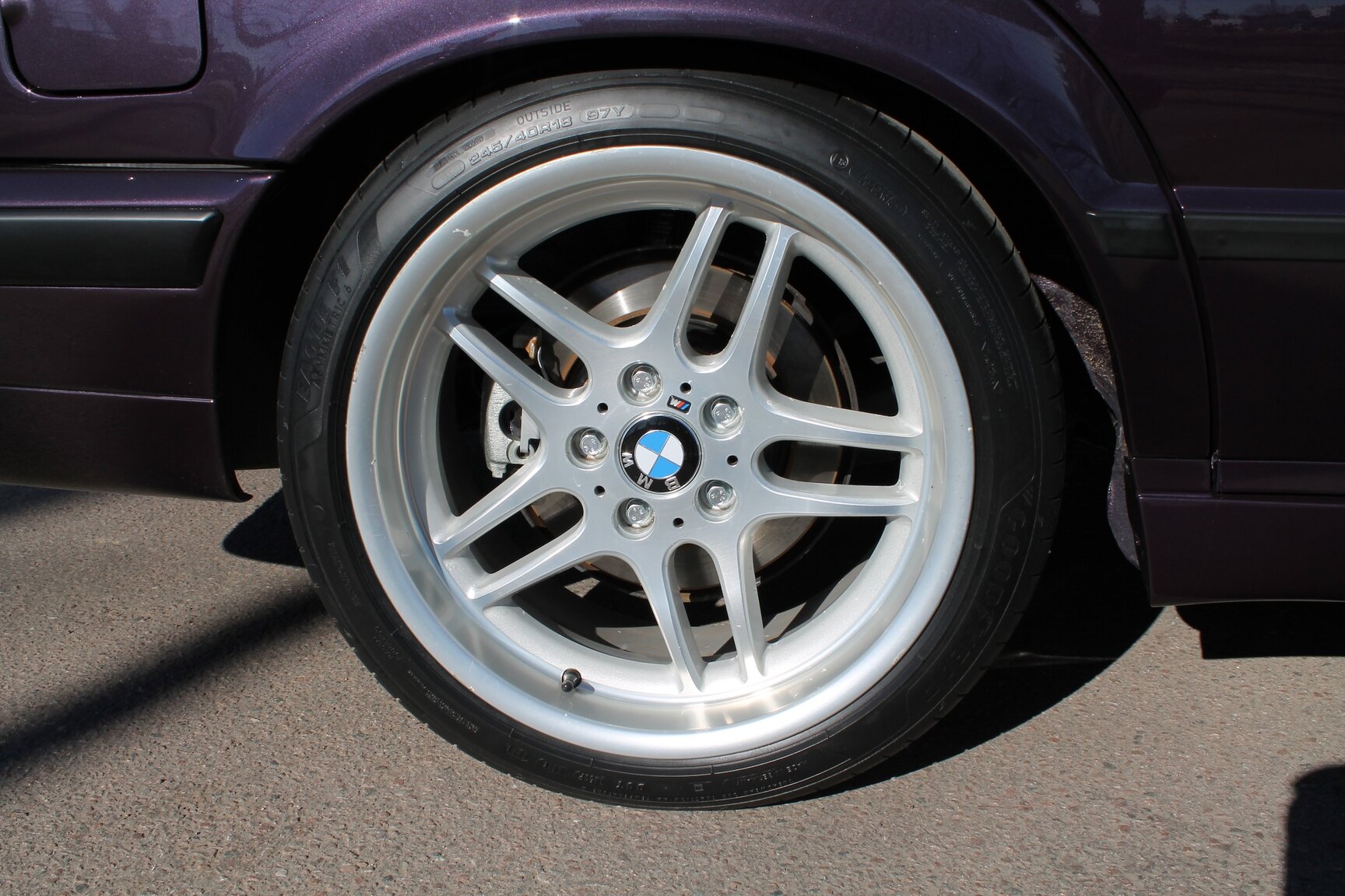 Exteriörbild på 1996 BMW 540i Touring "No Reserve Auction"