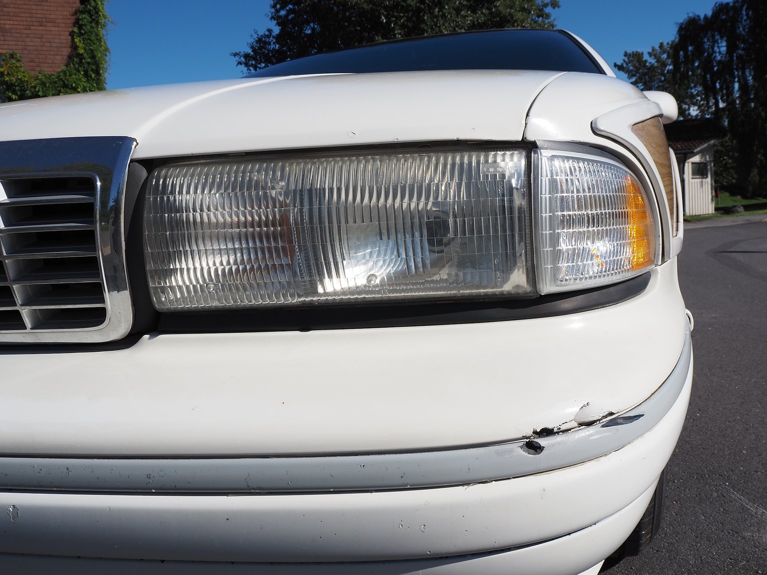 Exterior image of 1993 Chevrolet Caprice Classic Wagon 5.7 V8 