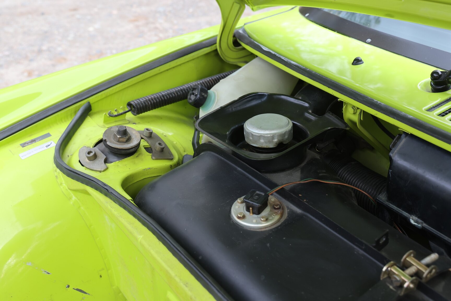 Interior image of 1974 Porsche 914/'6'-3.2 Speedster