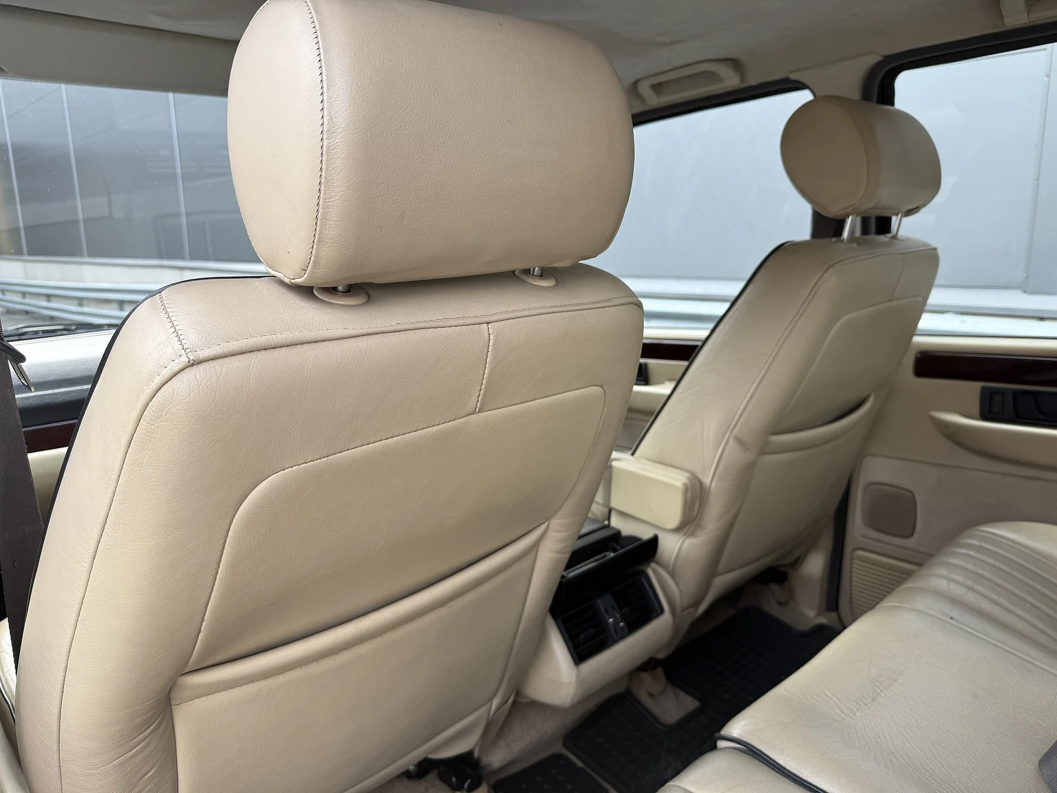 Innenraumfoto von 1998 Land Rover Range Rover P38 (39)