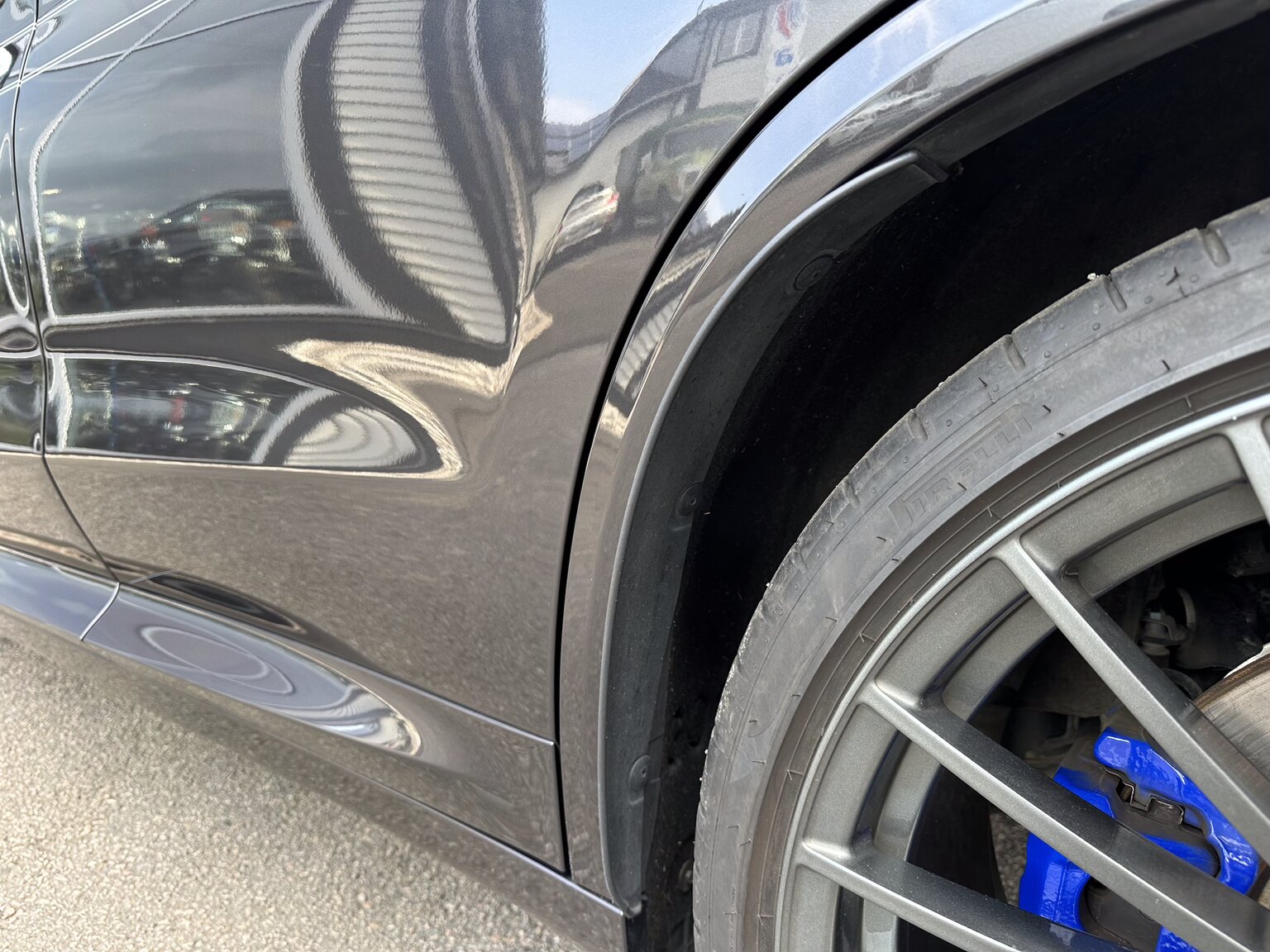 Exteriörbild på 2022 ALPINA XD3