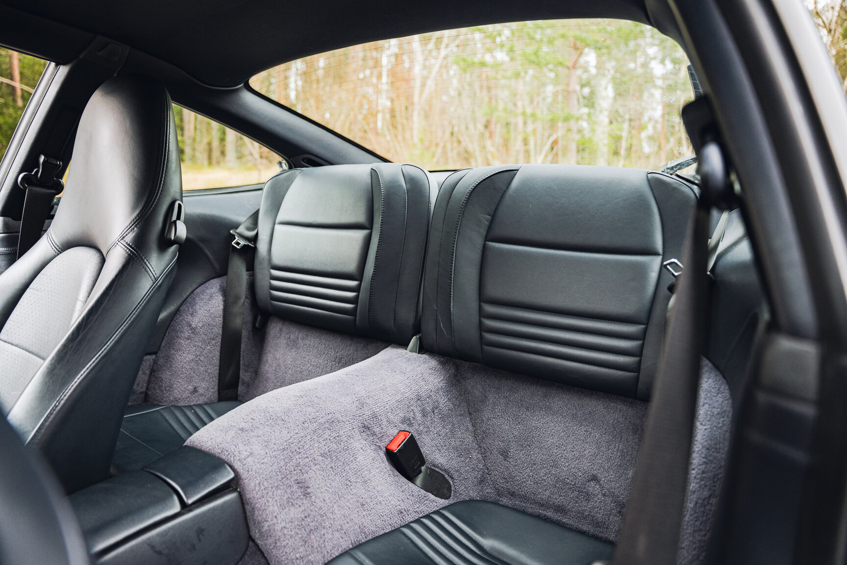 Interior image of 1999 Porsche 911 Carrera 4