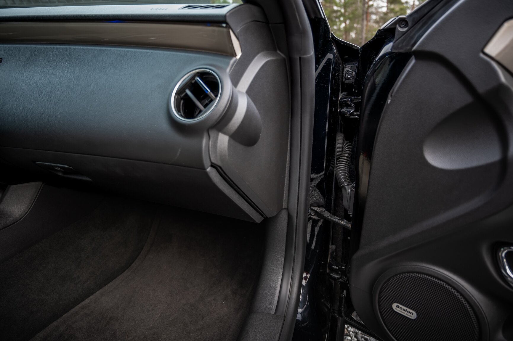 Innenraumfoto von 2010 Chevrolet Camaro SS (61)