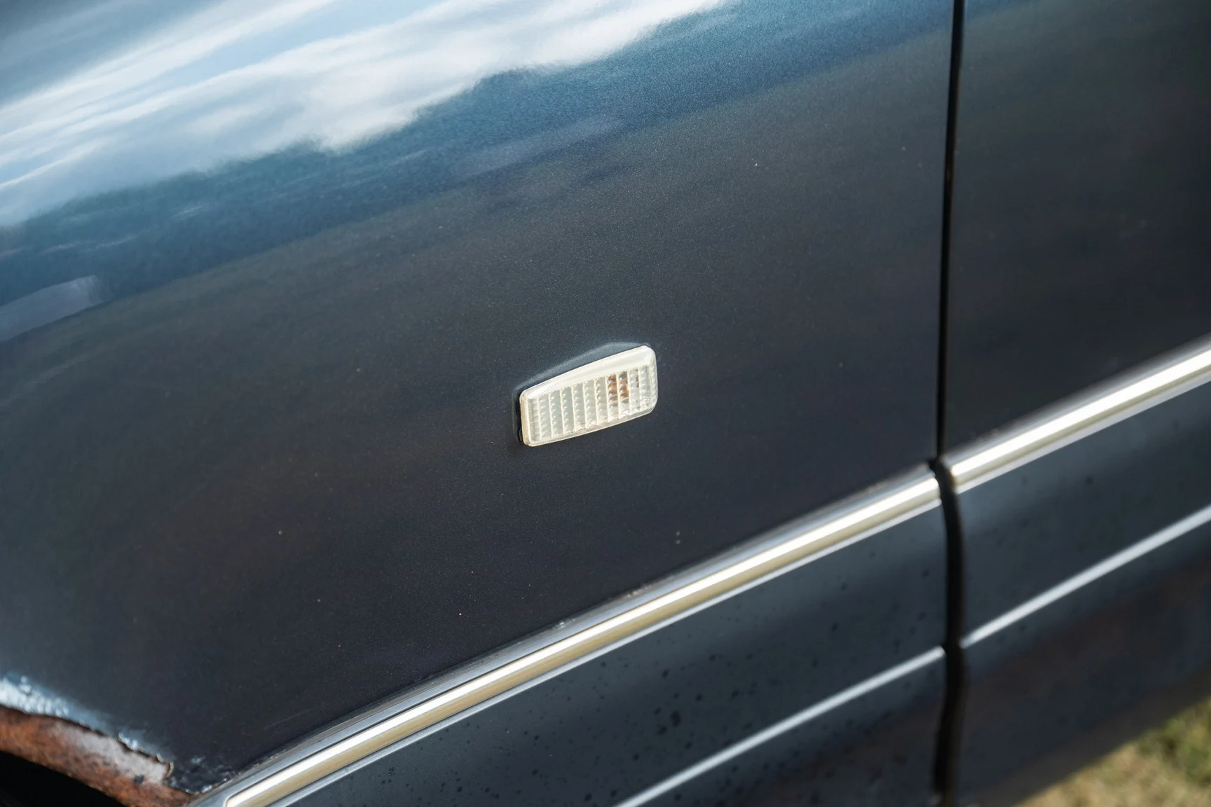 Exteriörbild på 1998 Mercedes-Benz S 500 (34)