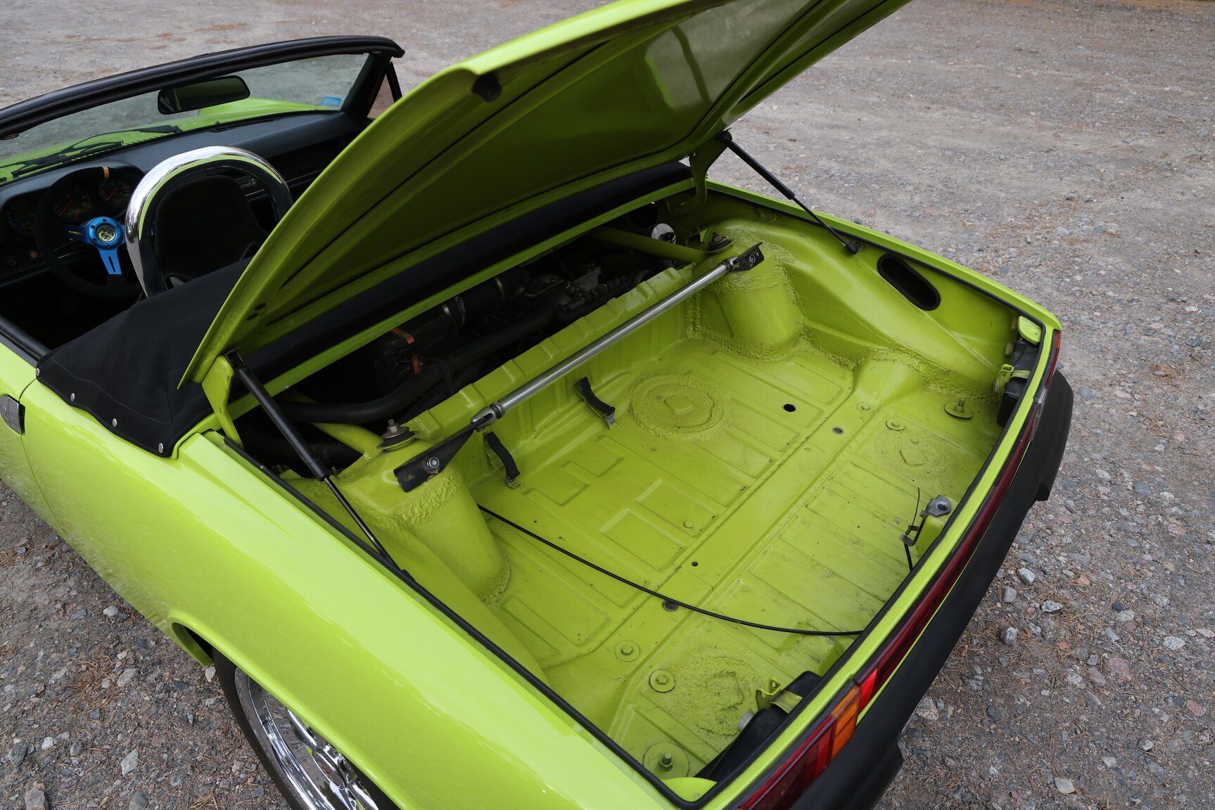 Interior image of 1974 Porsche 914/'6'-3.2 Speedster