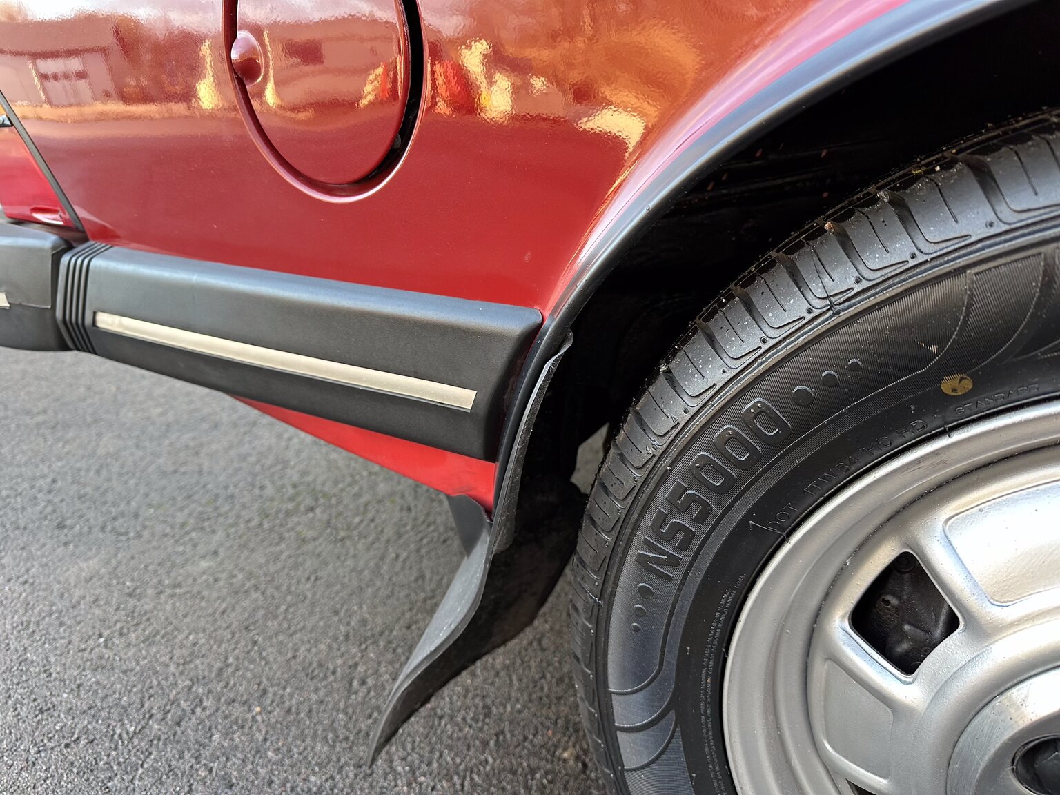 Exterior image of 1984 Saab 900 GL (24)