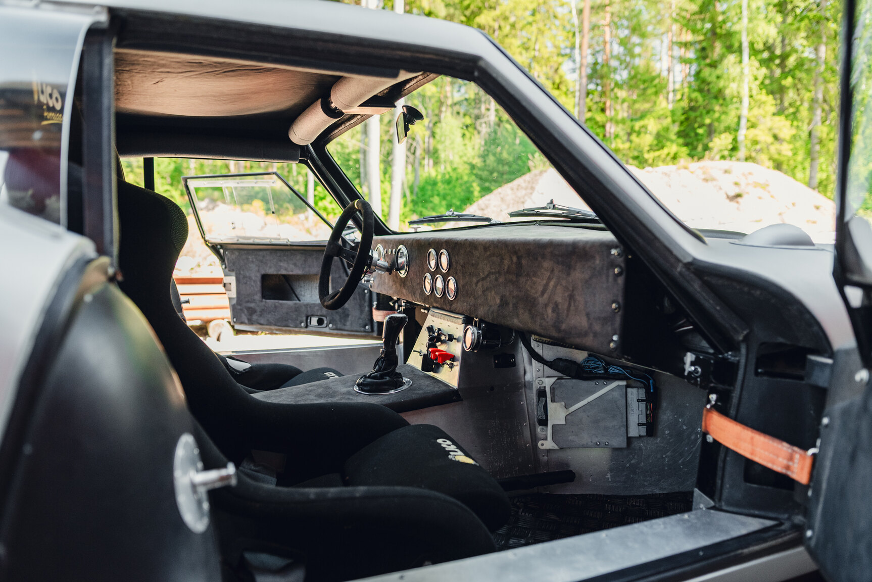 Interior image of 2006 Factory Five Daytona Coupe