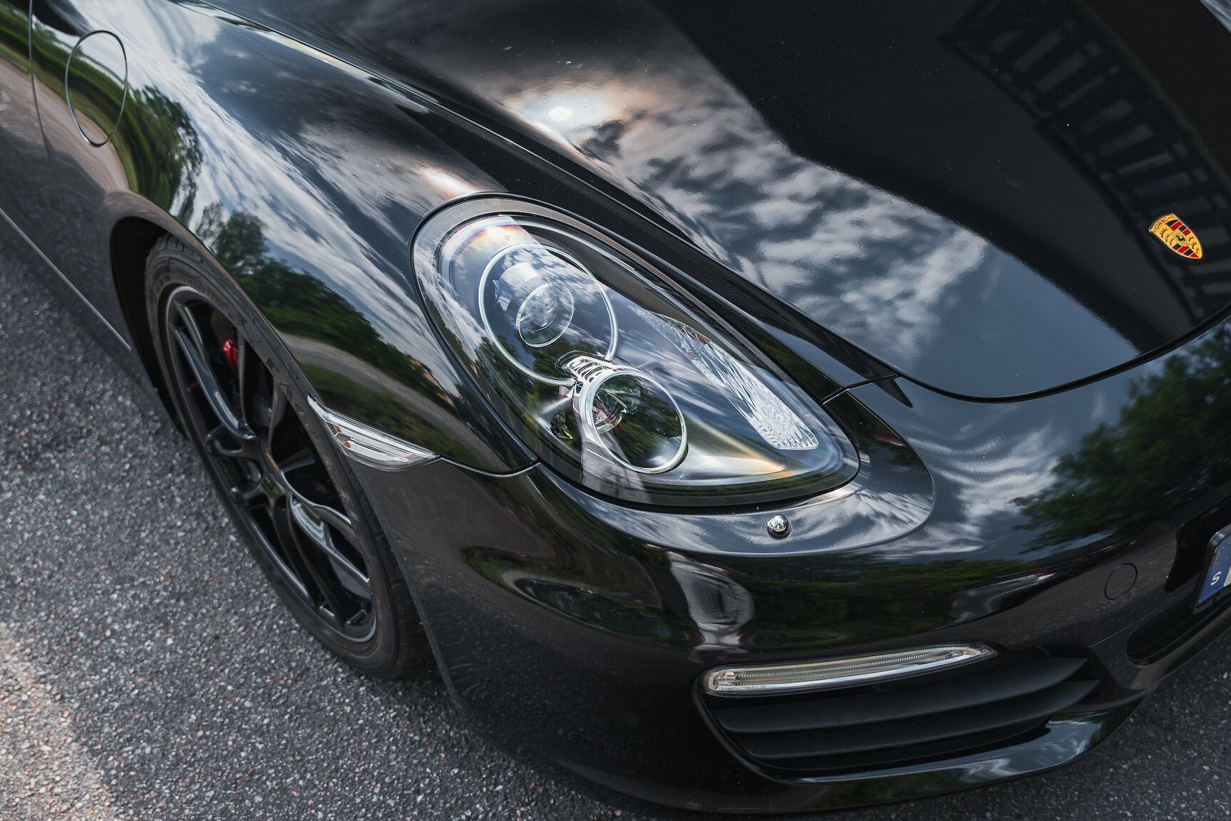 Exterior image of 2013 Porsche Boxster S (19)