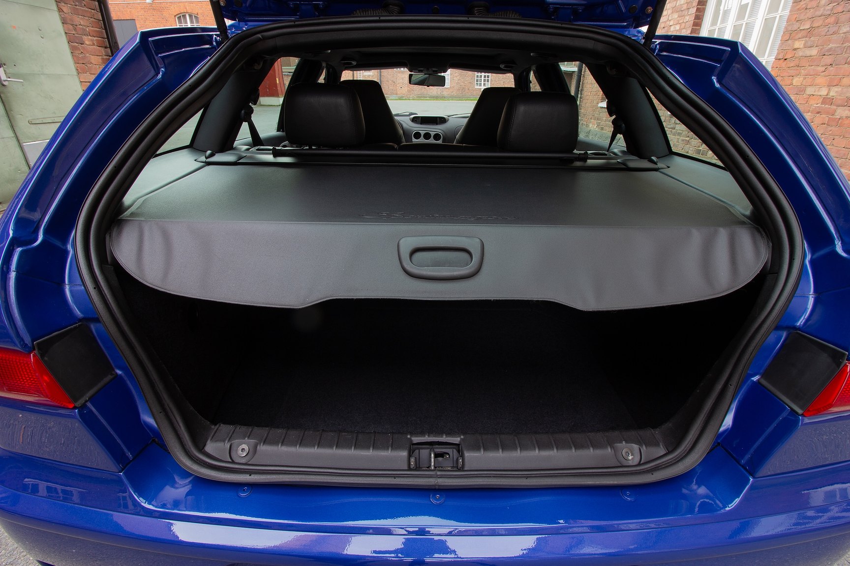 Innenraumfoto von 2004 Alfa Romeo 156 GTA