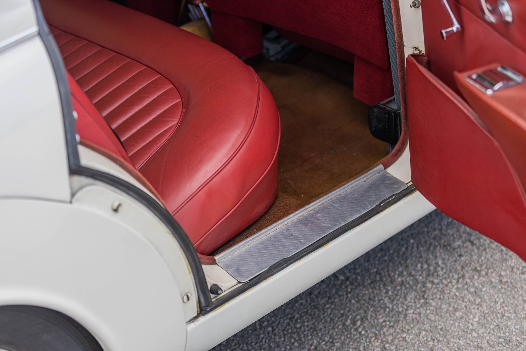 Interior image of 1968 Jaguar 340 XK Mark II
