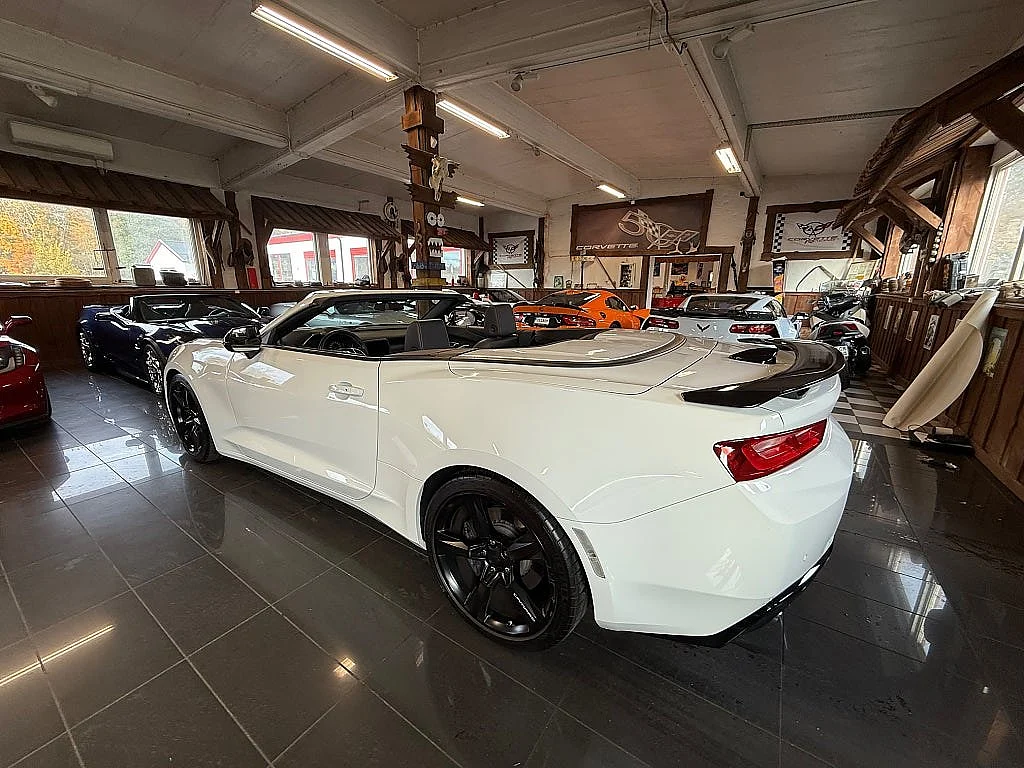 Bild von 2018 Chevrolet Camaro (4)
