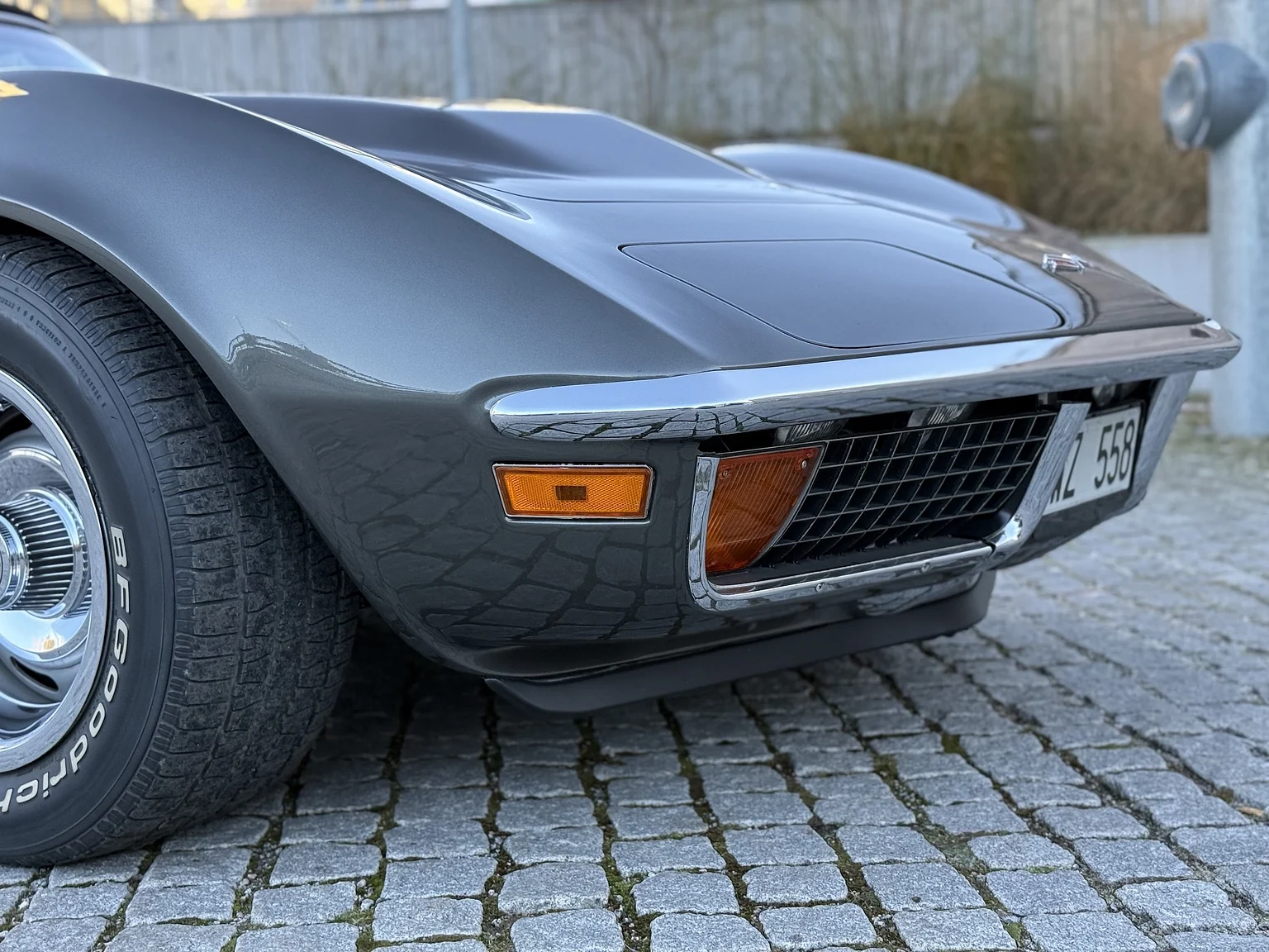 Aussenfoto 1971 Chevrolet Corvette Stingray Special 598 cui V8 795 hk (44)