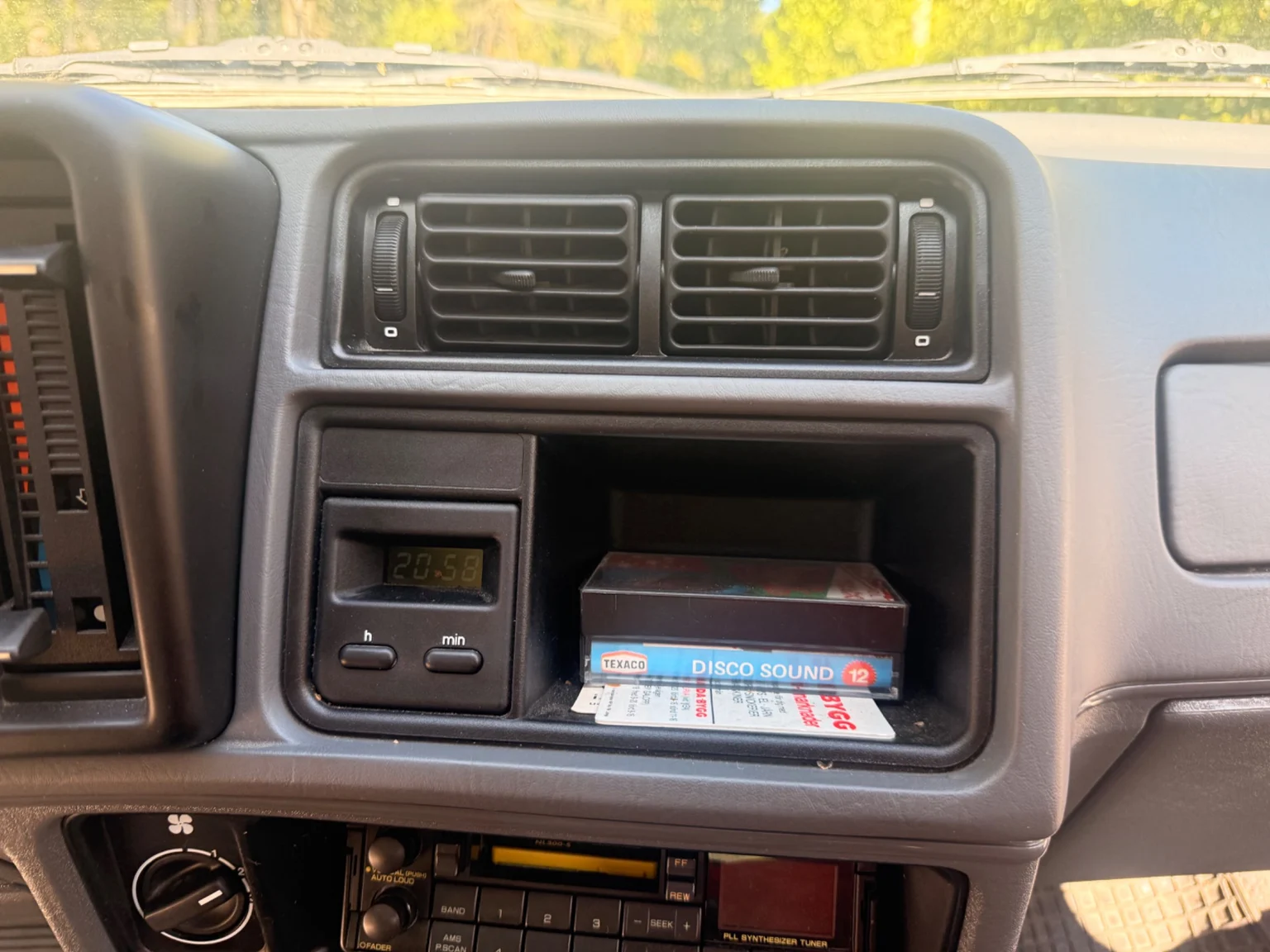 Innenraumfoto von 1988 Ford Sierra 5-dörrar (9)