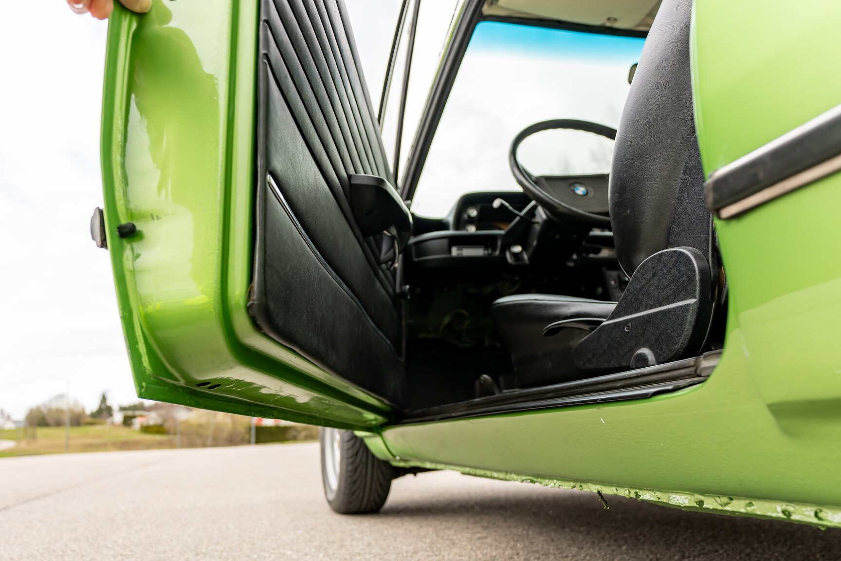 Interior image of 1975 BMW 2002