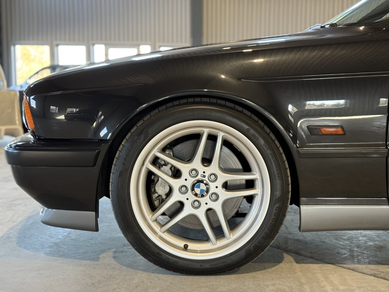 Exteriörbild på 1995 BMW M5 3.8 "No Reserve Auction"