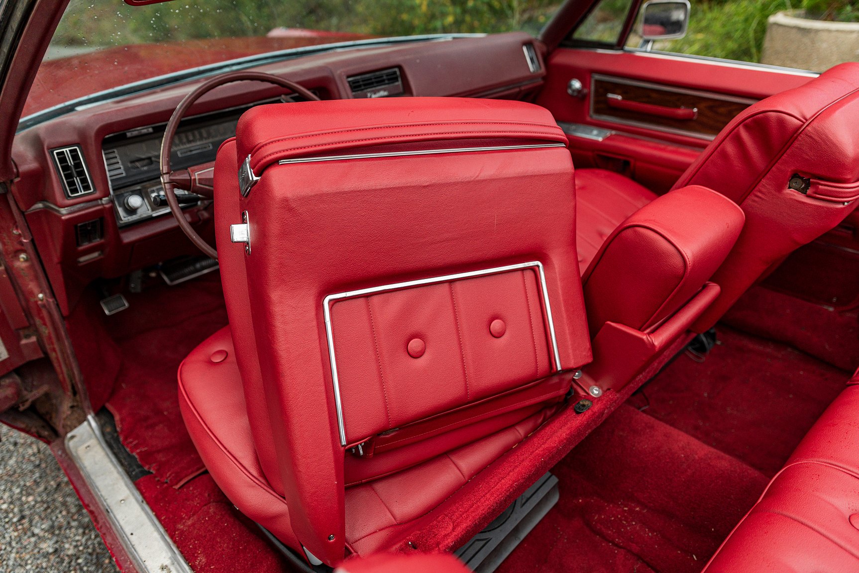 Innenraumfoto von 1968 Cadillac DeVille Convertible
