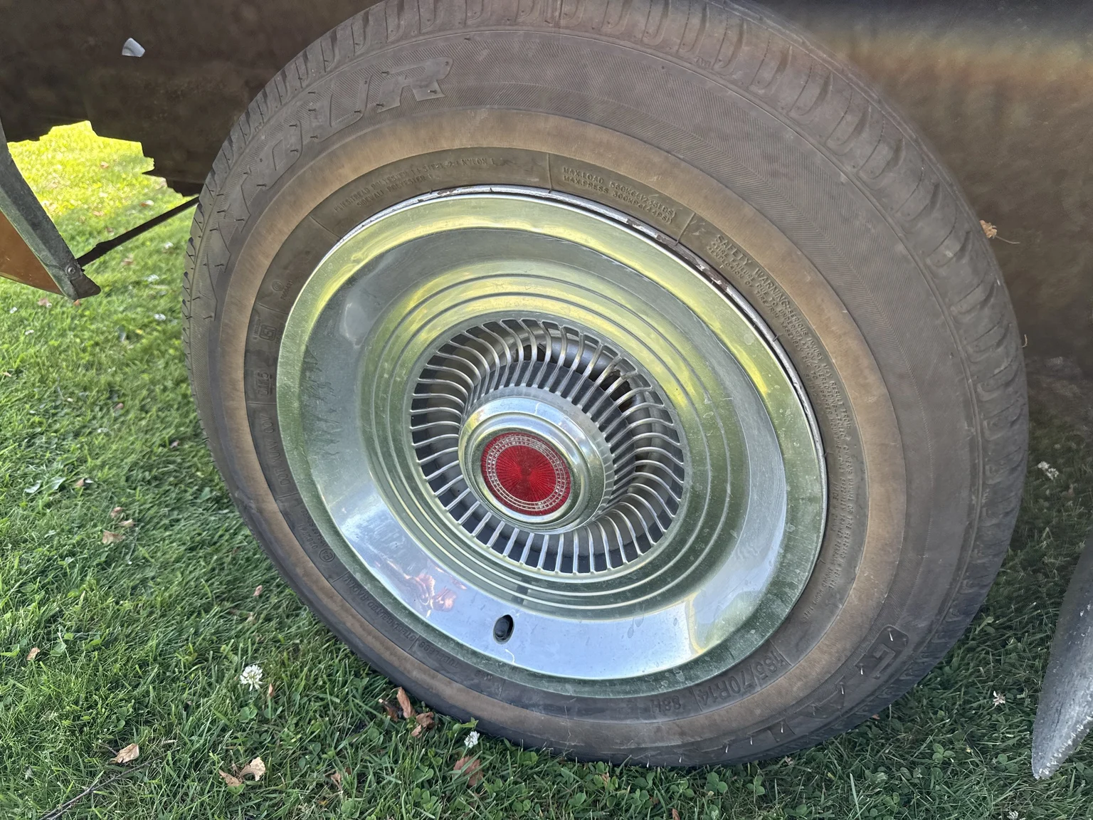 Aussenfoto 1975 Mercury Monarch Coupe (57)