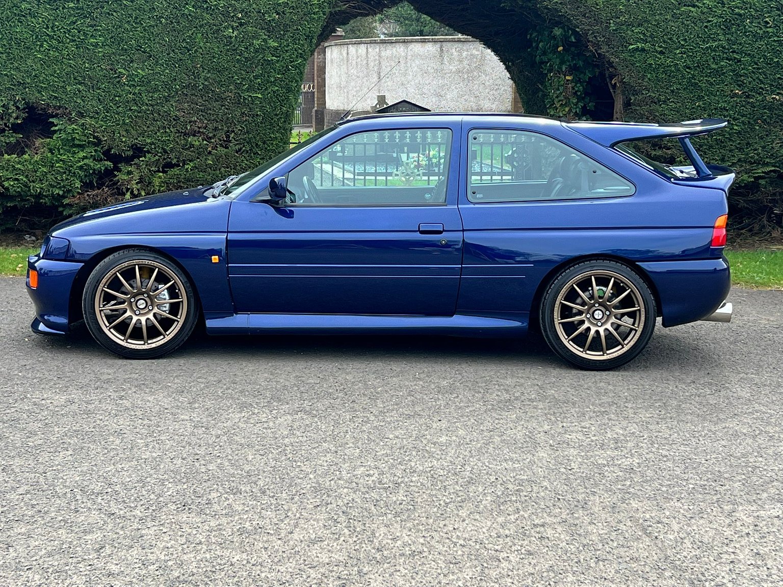 Exteriörbild på 1993 Ford Escort RS Cosworth "Big Turbo"