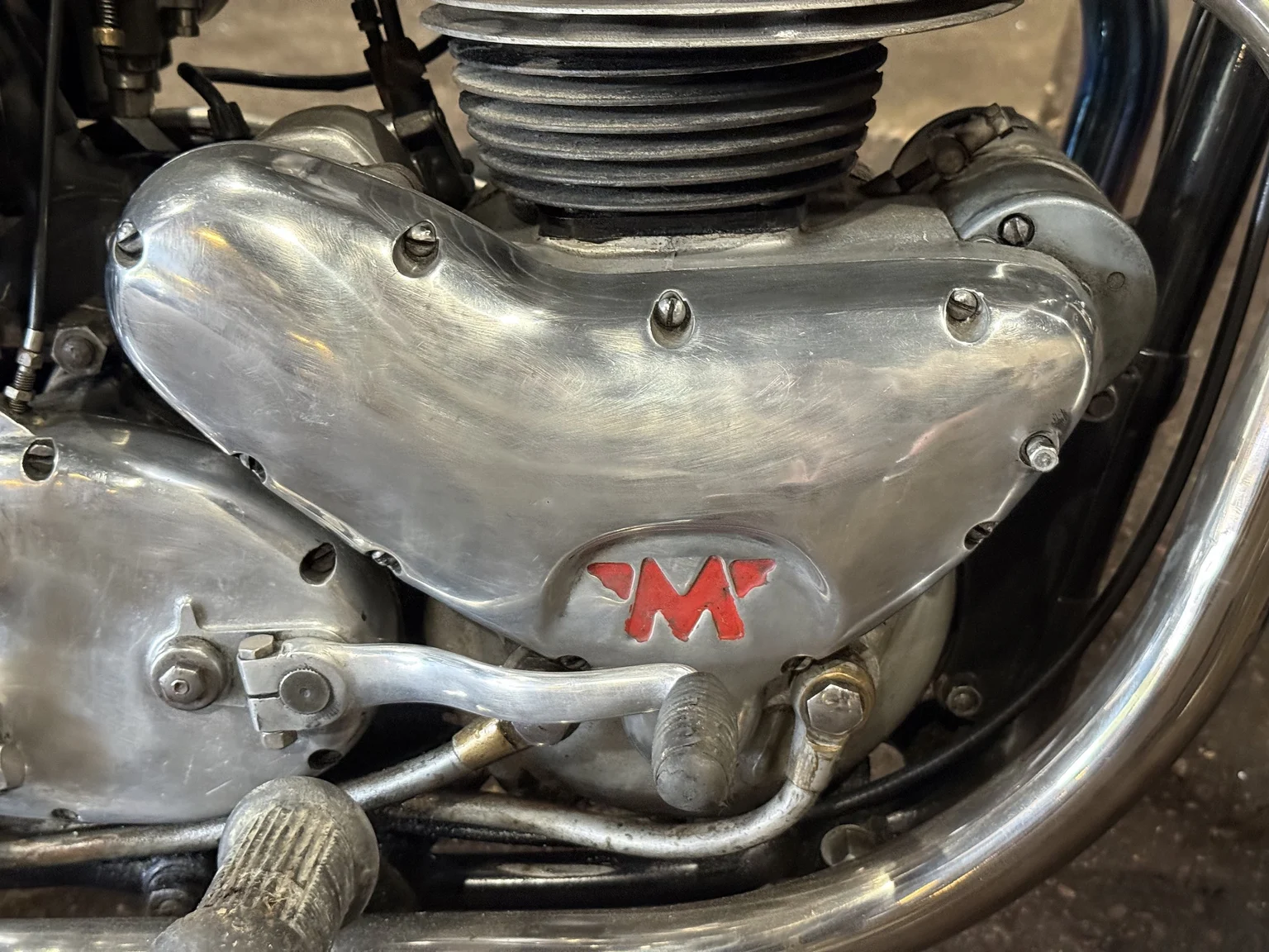 Exteriörbild på 1955 Matchless G 9 (29)