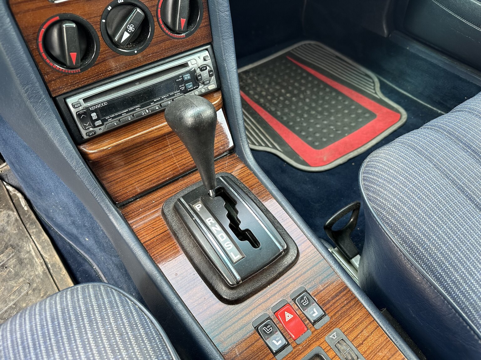 Interior image of 1984 Mercedes-Benz 230 CE