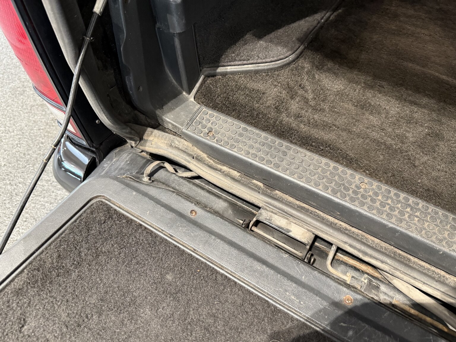 Interior image of 1992 GMC Typhoon 