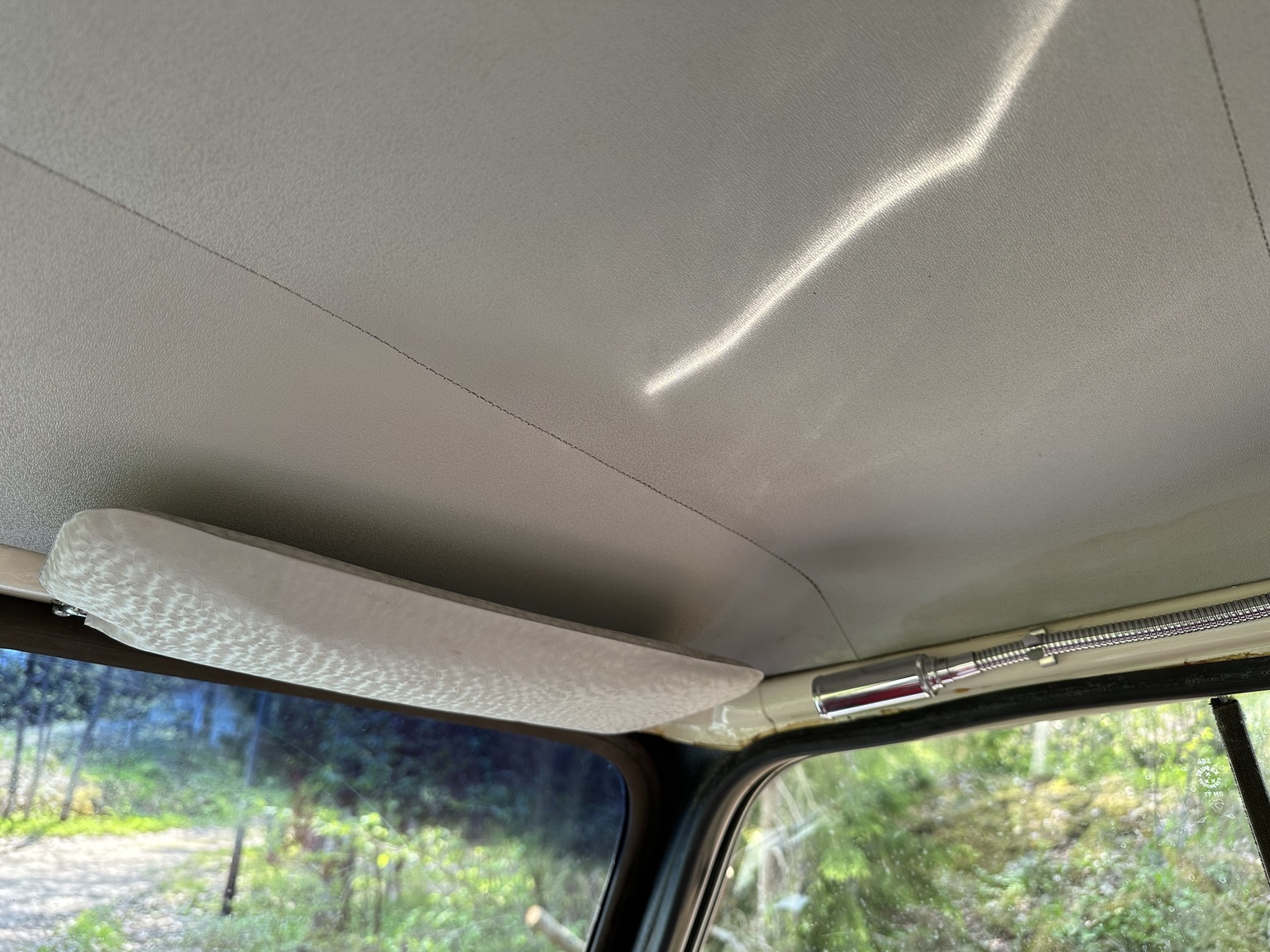 Interiörbild 1966 BMC Cooper (13)