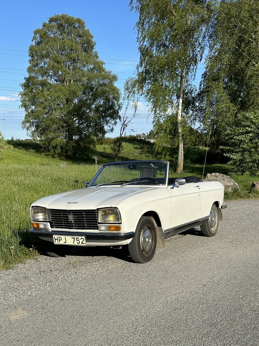 Exteriörbild på 1970 Peugeot 304 Cabriolet