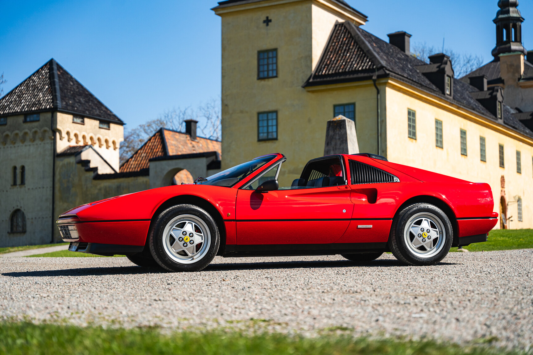 Exteriörbild på 1989 Ferrari 328 GTS