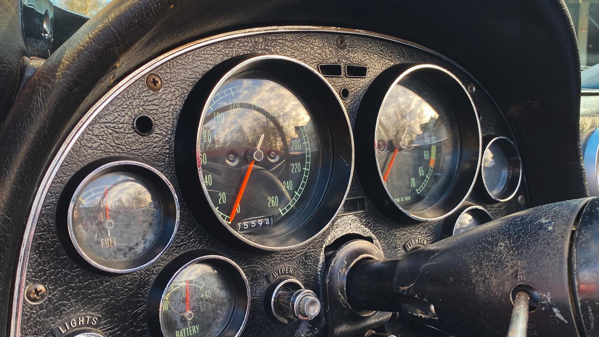Interior image of 1963 Corvette C2 Stingray