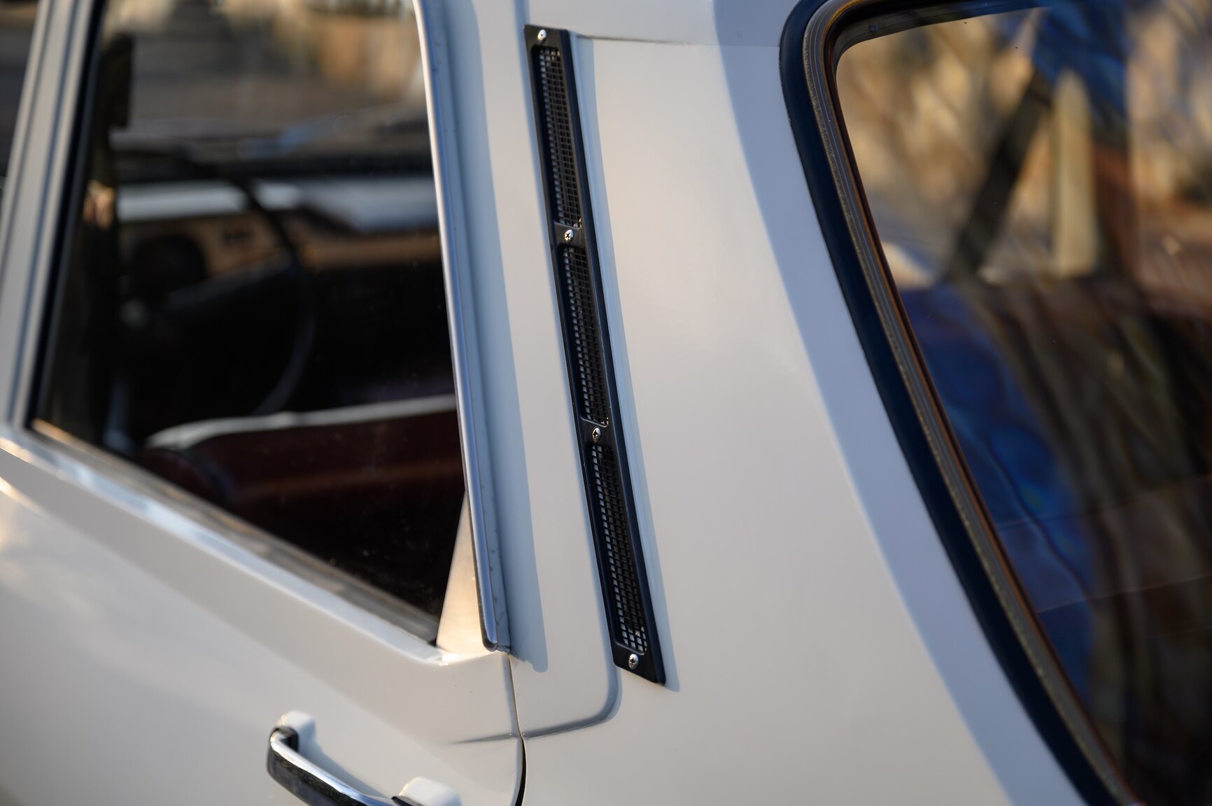 Exterior image of 1978 DACIA 1300
